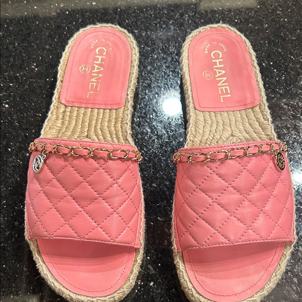 CHANEL Pink Quilted Espadrille Slides